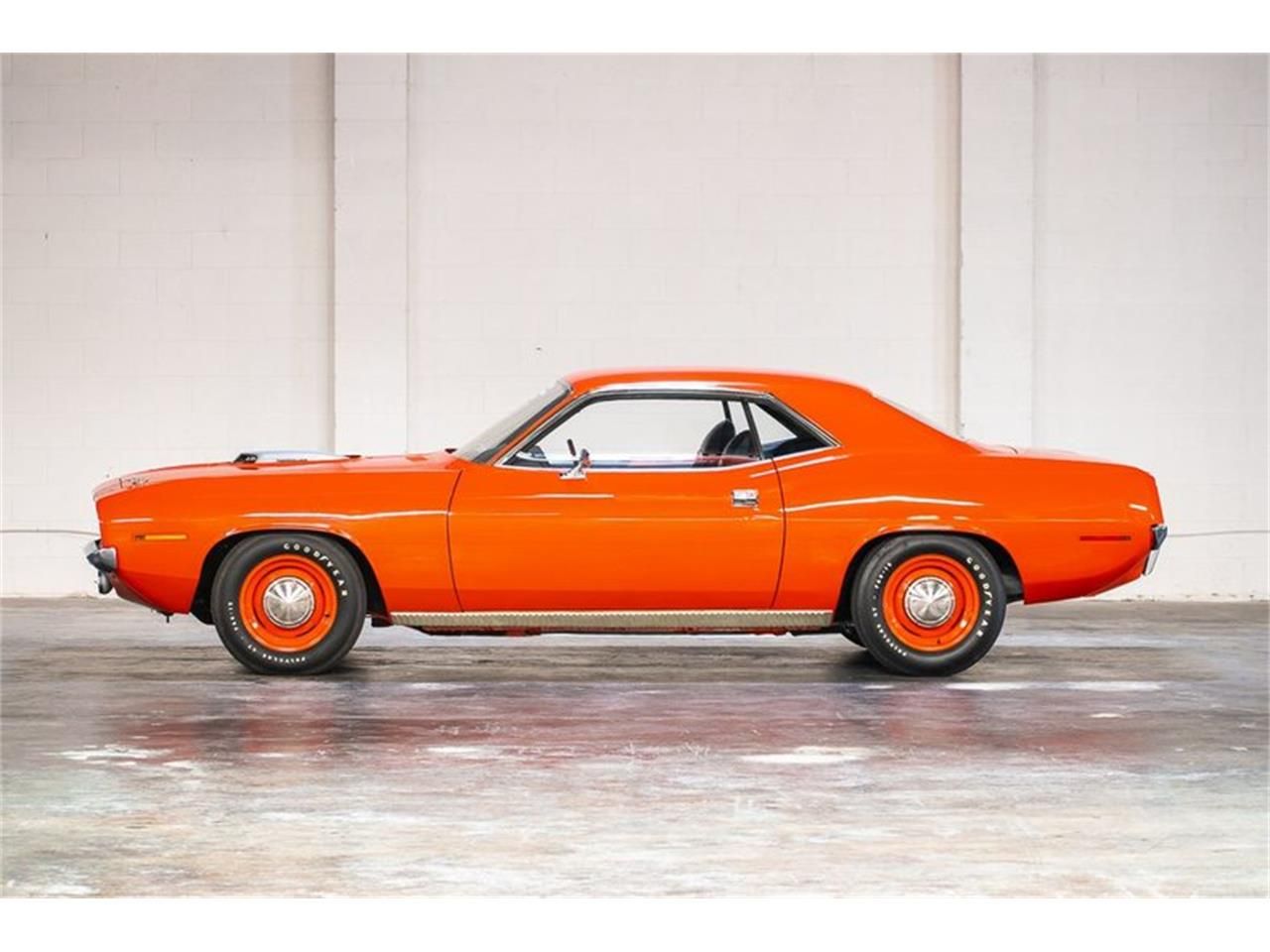 1970 Hemi Cuda With Only 86 Miles Commands $1.2 Million