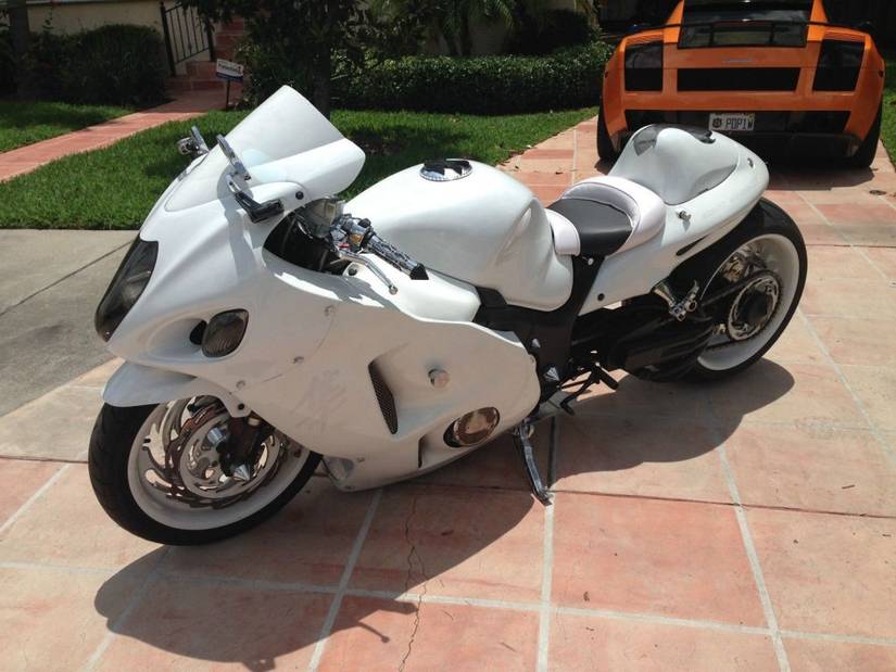 8 Reasons Why You Should Consider Buying A Suzuki Hayabusa (2 Reasons ...