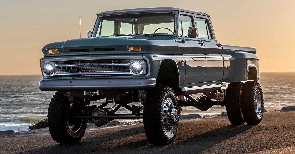 14 Sick Pics Of Custom Dually Trucks You Want to See