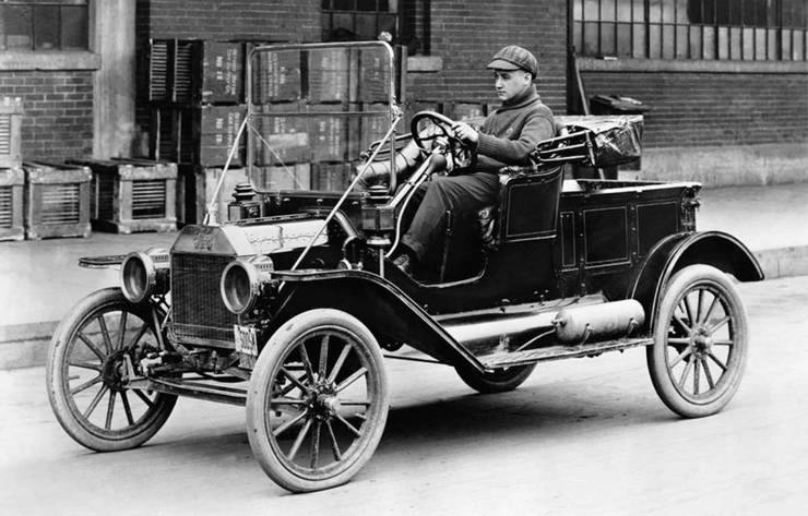 Ford Model T Runabout- Er hatte einen Vier-Zylinder-Motor