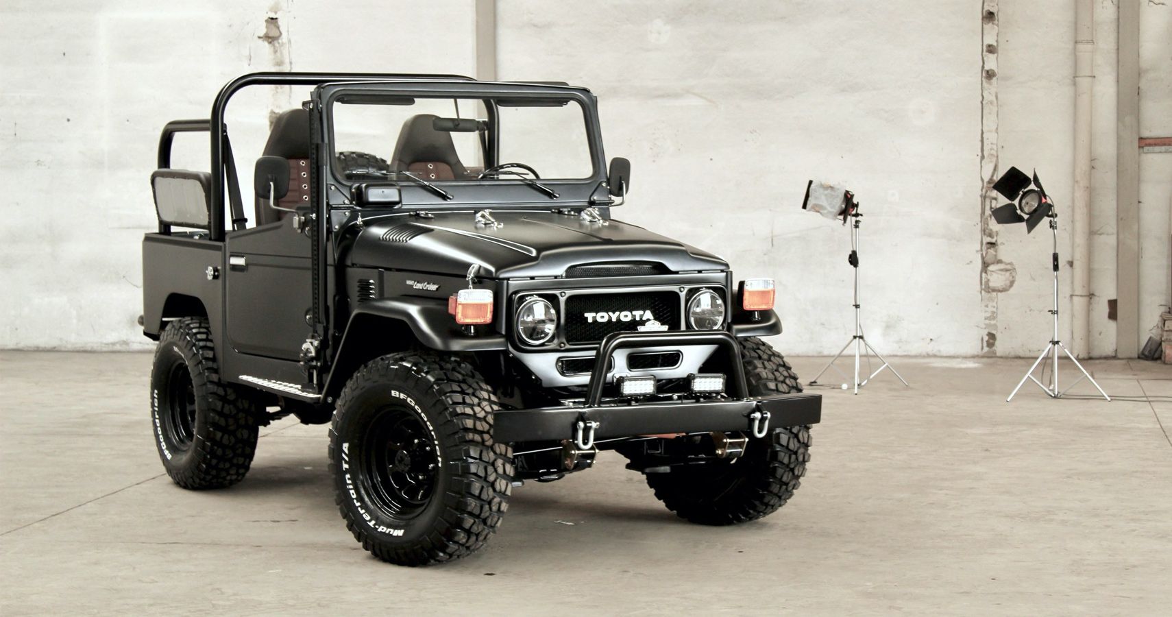FJ　TOYOTA LAND CRUISER FJ40 トヨタ ランドクルーザー 1985_toyota_land-cruiser-
