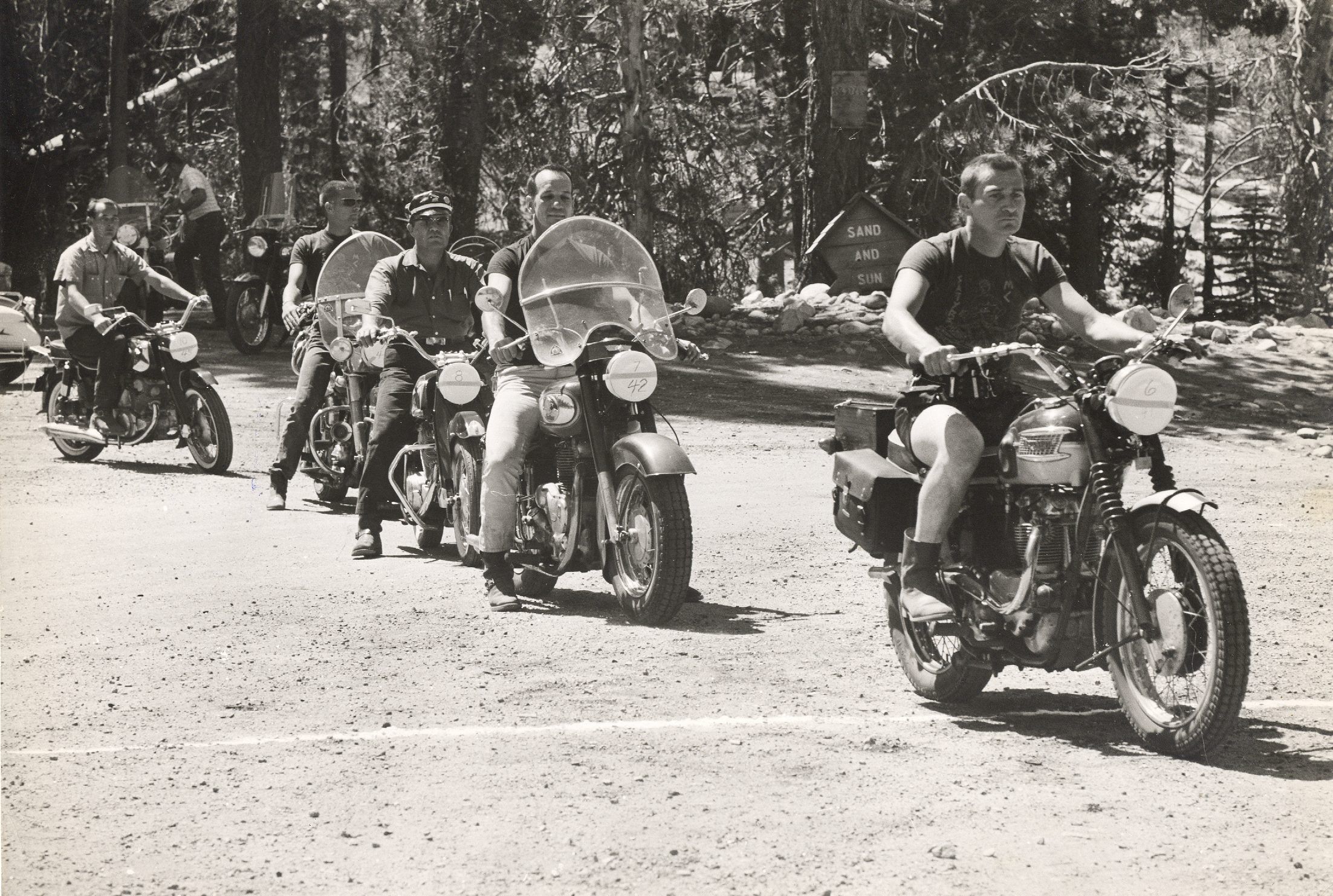Check Out These Cool Photos Of Motorcycle Clubs Back In The Day - Biker