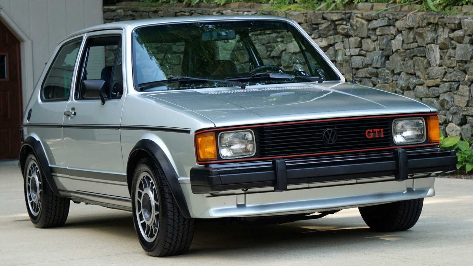 This Hot Hatch Is The Weirdest Dodge Ever Made