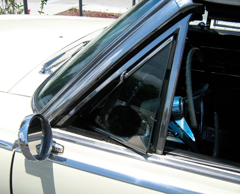 10 Car Design Features You Don’t See Anymore