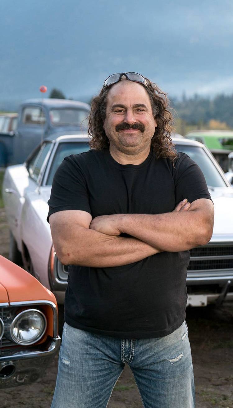 10 Things You Didn't Know About Rust Valley's Mike Hall And Avery Shoaf