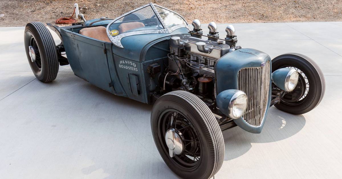 Ford Hot Rod Por SEMA Quick Feature: POR 15 1932 Ford Roadster