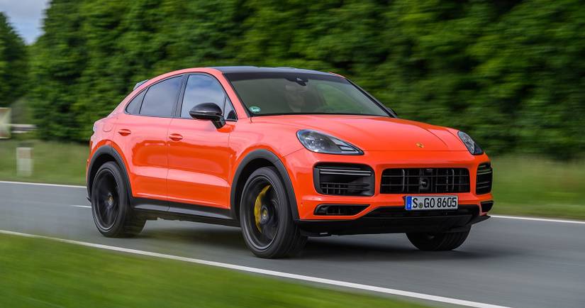 10 Most Practical Cars That Can Crack 190 MPH