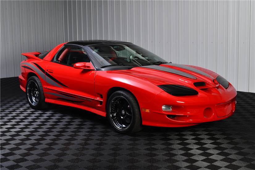 This Is What Perfectly Modified Pontiac Firebirds Look Like