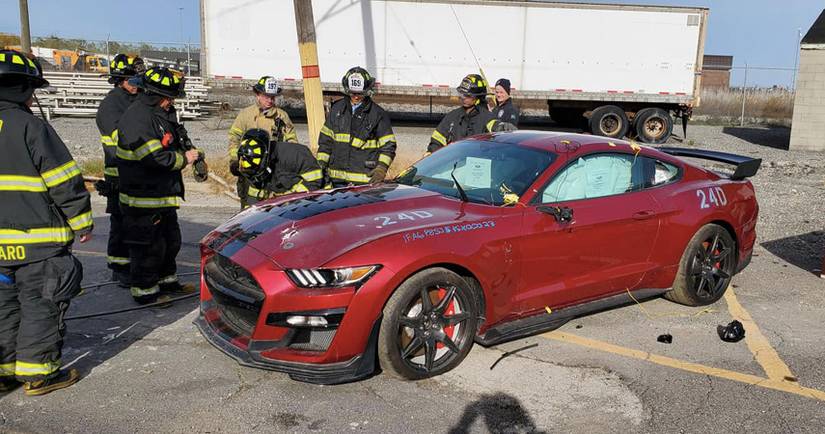 Firefighters Destroy A Mustang Shelby Cobra GT500 For Training Purposes