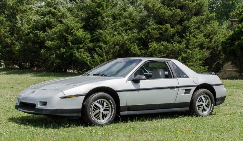 Pontiac-Fiero