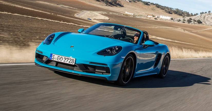 10 Insanely Fast Cars And Their Cheaper Alternatives