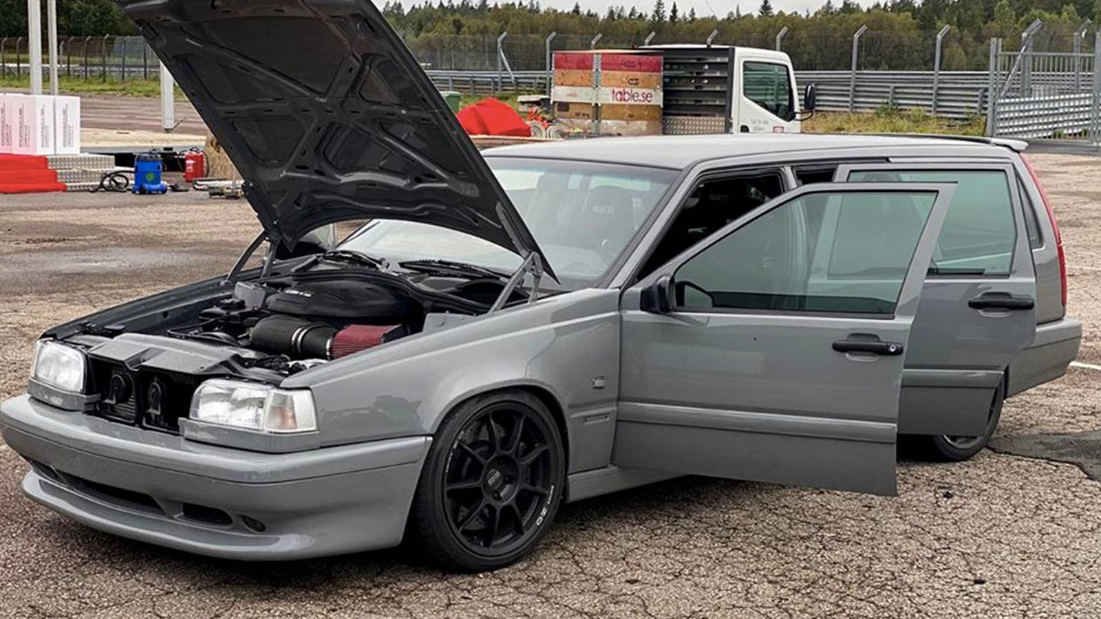 Check Out This Volvo 850 Wagon With BMW V8 RWD Swap Nicknamed 