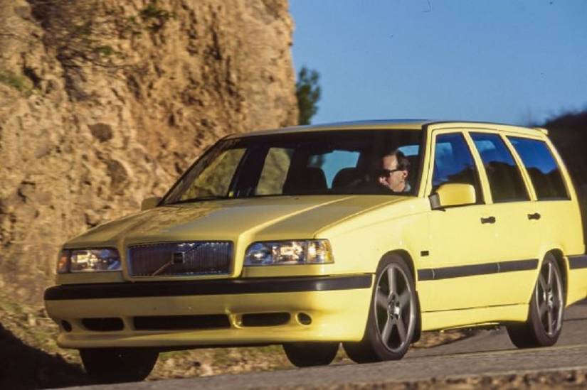 A Detailed Look Back At The Legendary Volvo 850 T-5R Station Wagon