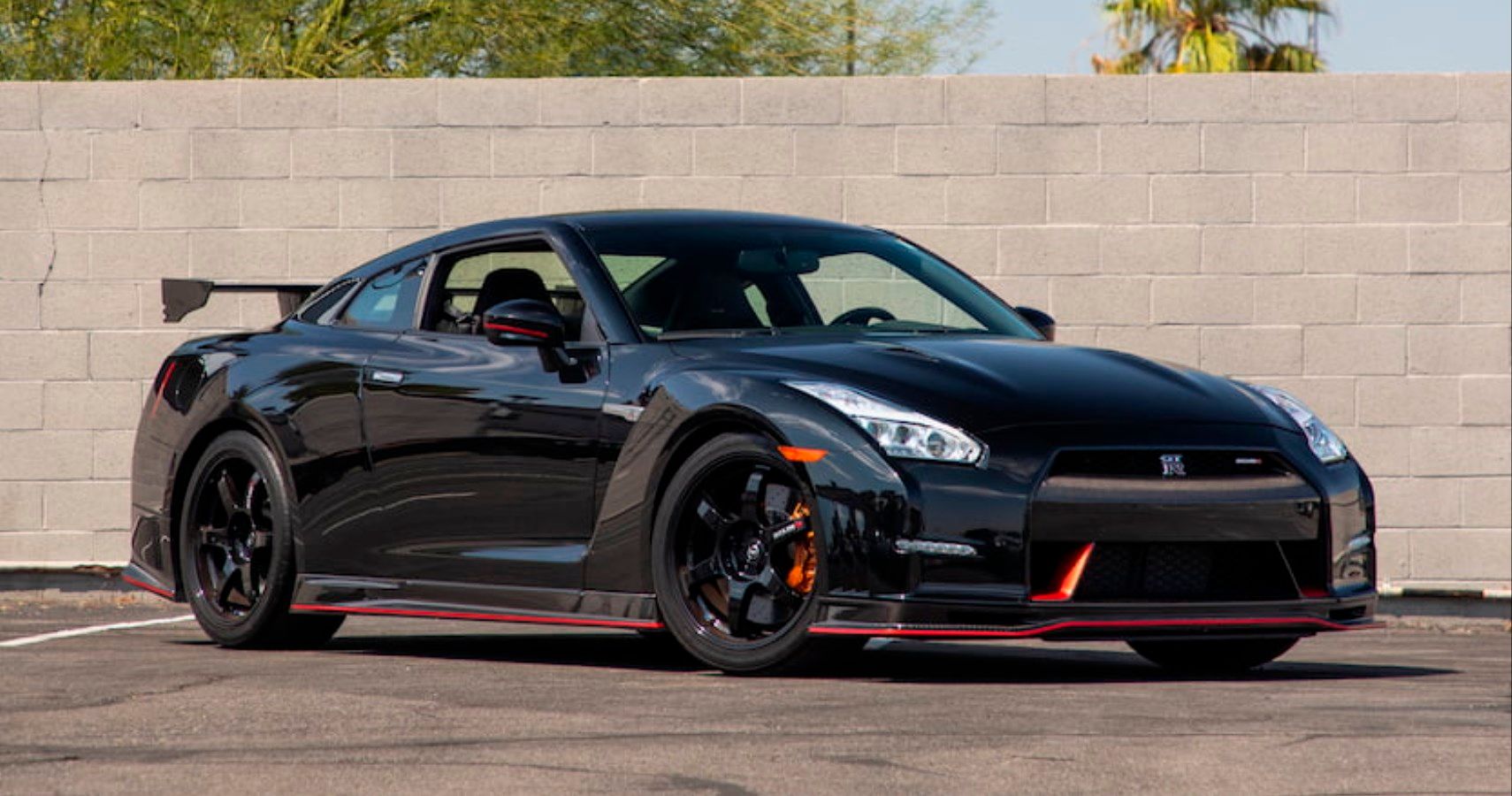 Mecum Auctions: 2015 Nissan GT-R Nismo With Only 755 Miles