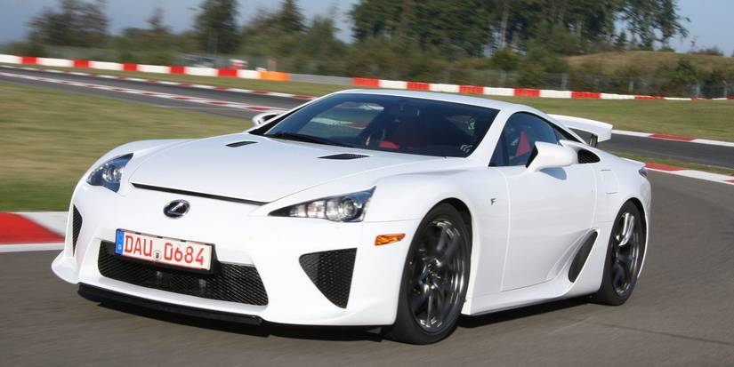 10 Highest-Revving Sports Cars Ever Made, Ranked