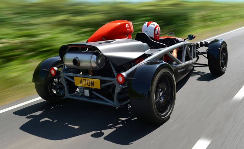 5 British Sports Cars Made For The Track (5 That Are Built For Touring)