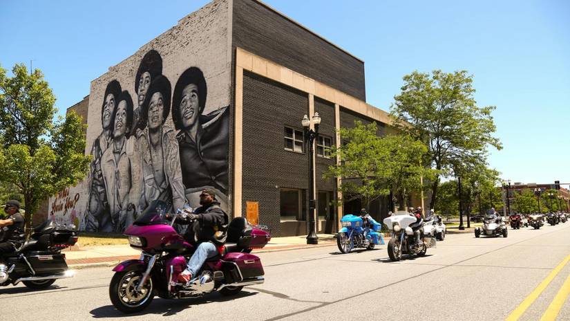 Here's What The Buffalo Soldiers Motorcycle Club Rides