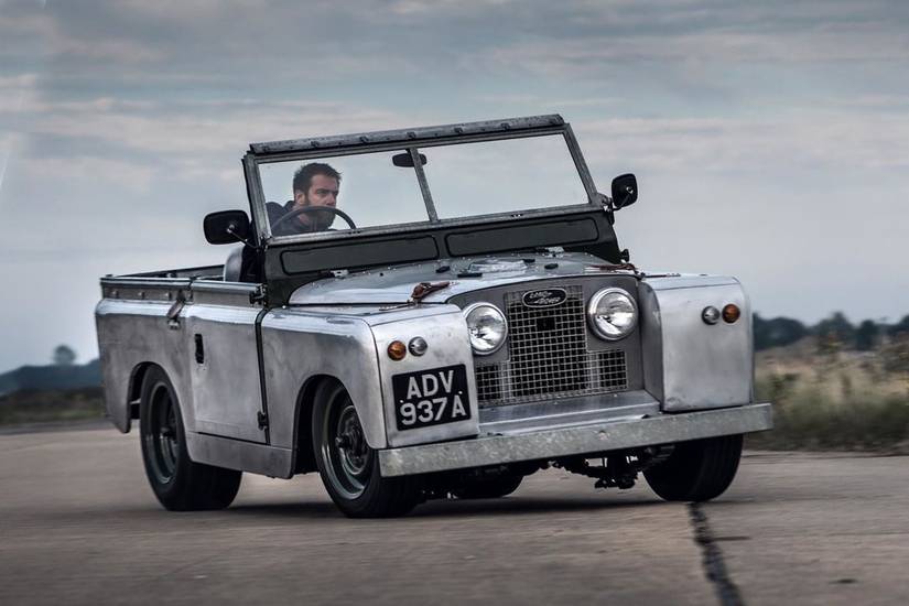 10 Photos Of Slammed SUVs And Trucks That Actually Look Good