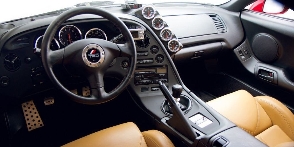 8 Best Classic JDM Sports Car Interiors (2 Of The Absolute Worst