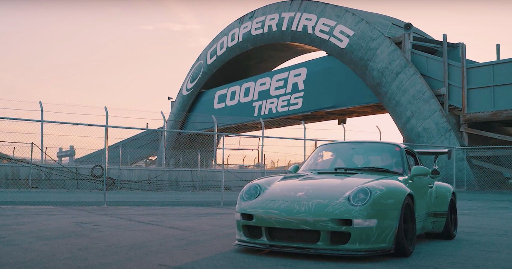 Watch This Gunther Werks Porsche 993 Set An Air-Cooled Lap Record At Laguna Seca