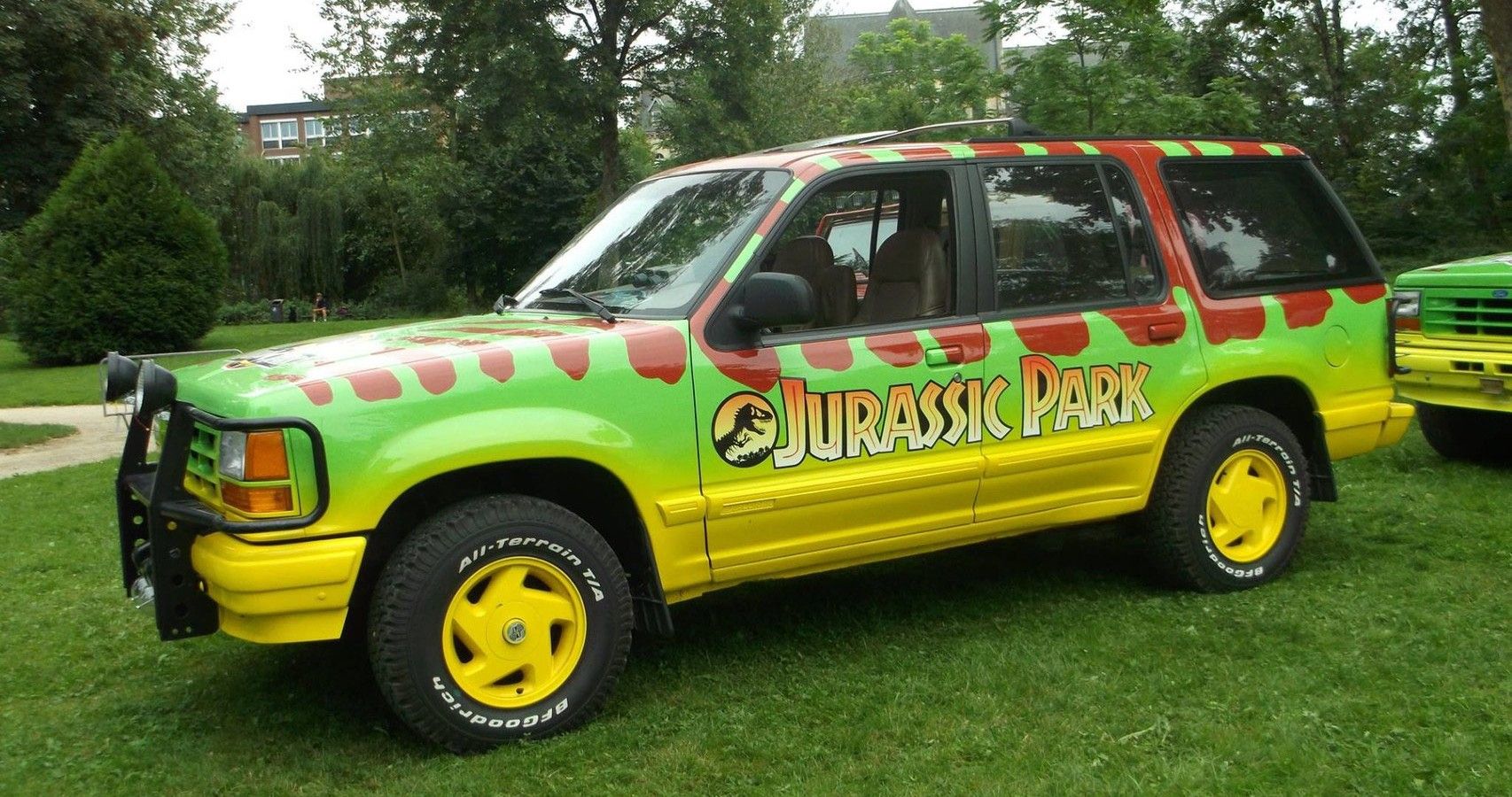Here's What Happened To The Ford Explorer From Jurassic Park