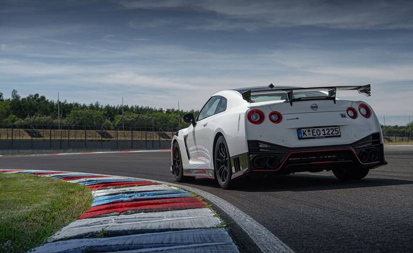 Ranking The Fastest Japanese Cars Ever Made