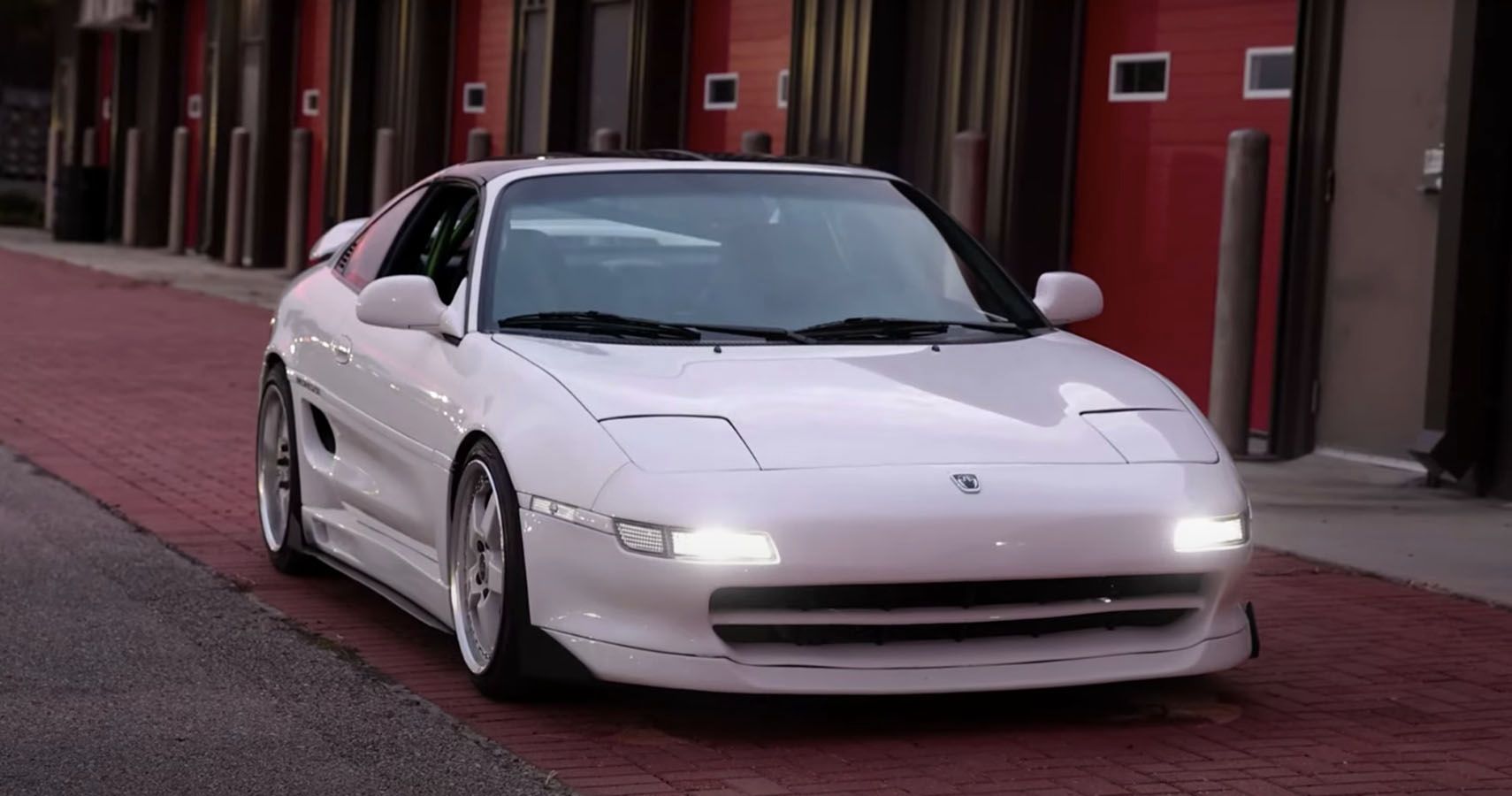 Toyota-MR2-Minivan-Motor.jpg?q