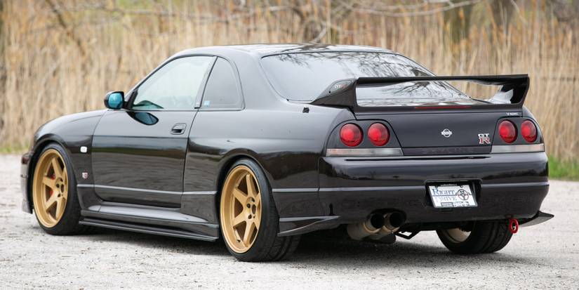 Looking Back At The Evolution Of The Nissan Skyline GT-R