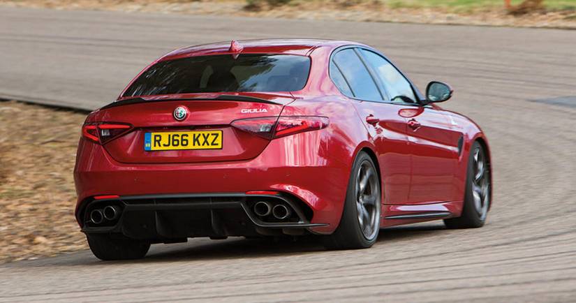 10 Italian Cars That Are Stunningly Gorgeous... But Notoriously Unreliable
