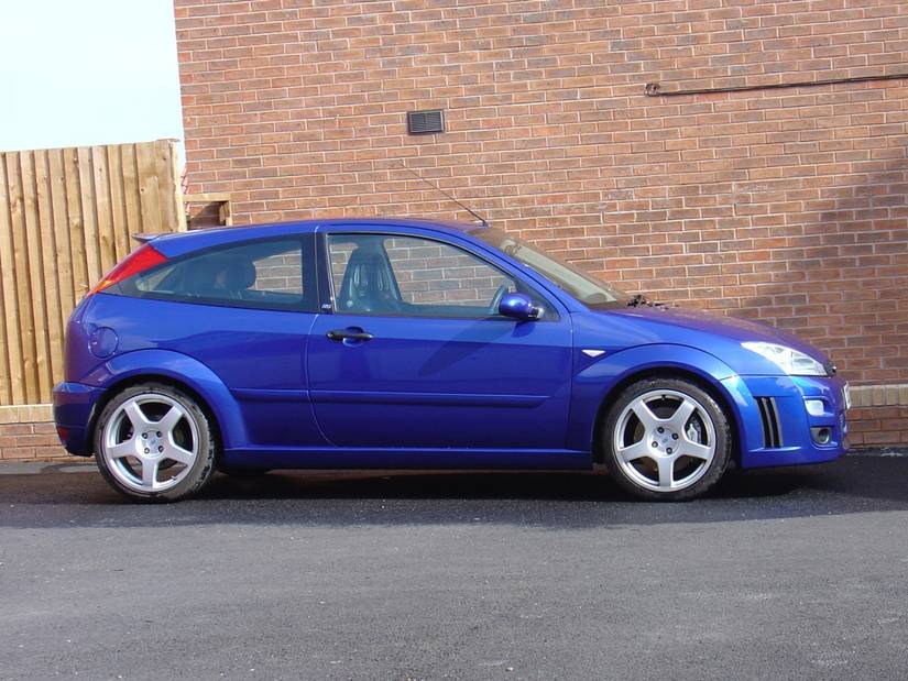 A Detailed Look Back at the Ford Focus RS Mk1