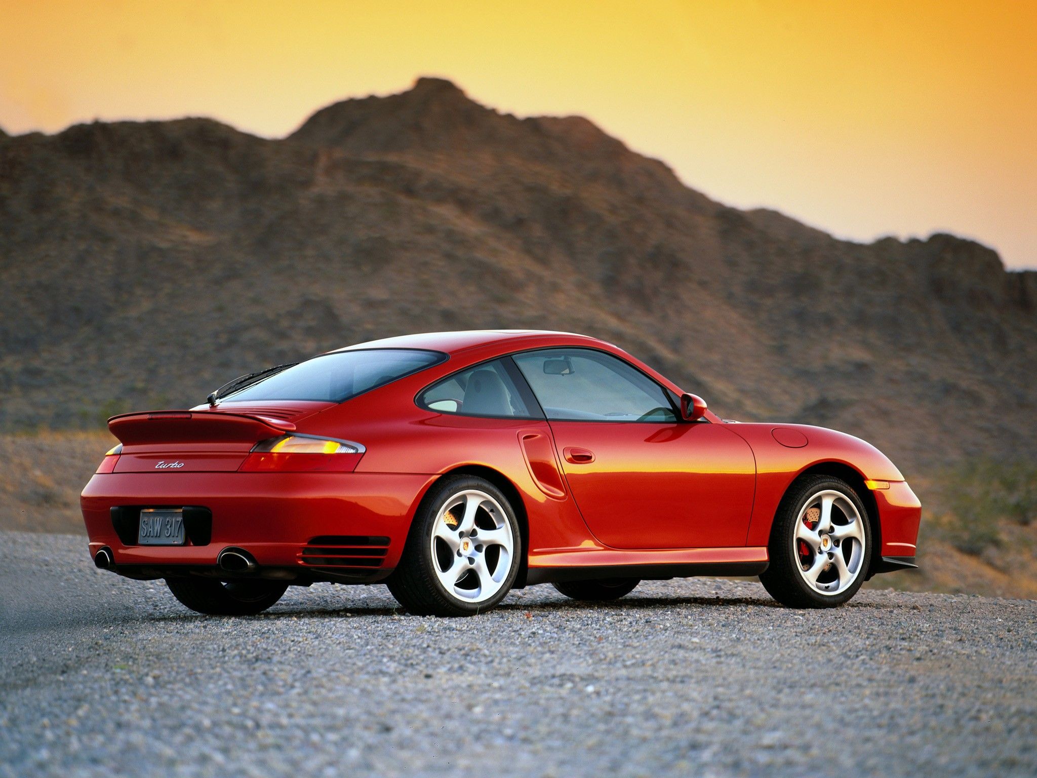 A Detailed Look Back At The Porsche 996 Turbo