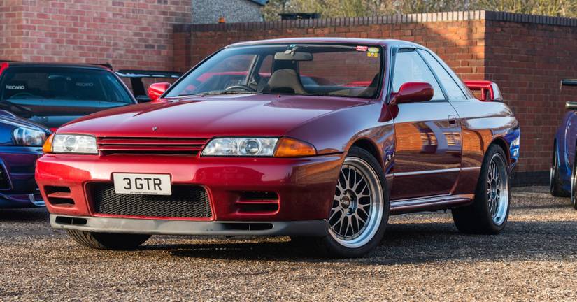 A Detailed Look Back At The Nissan 'Godzilla' R32 GT-R