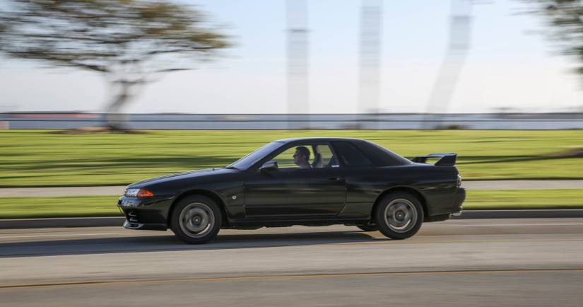 A Detailed Look Back At The Nissan 'Godzilla' R32 GT-R