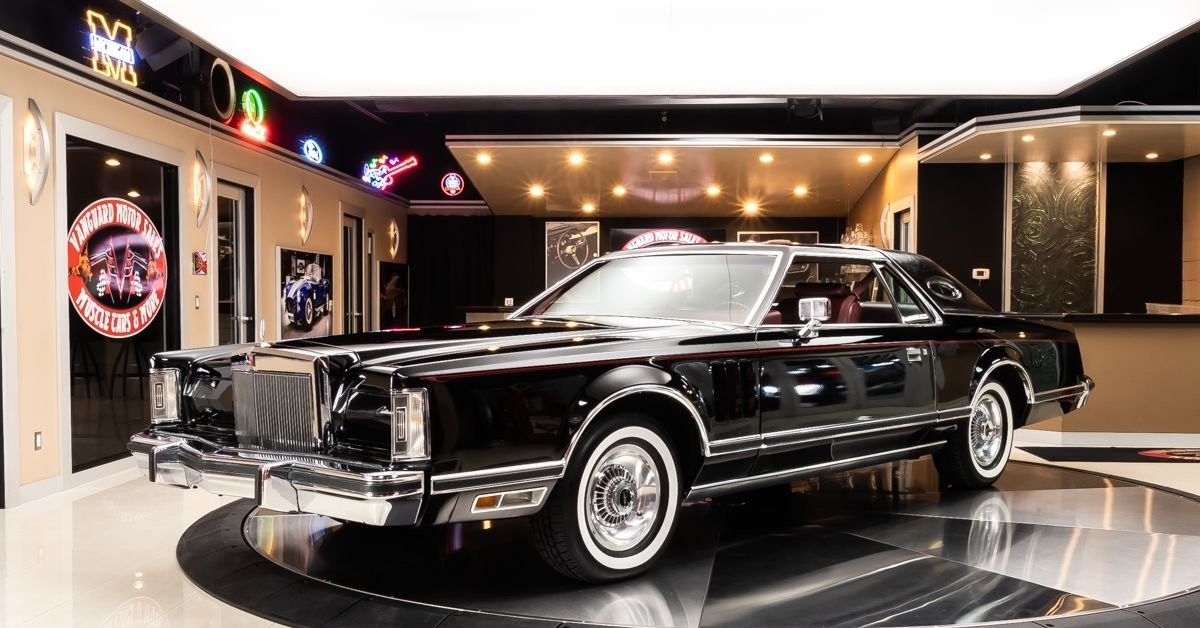 A Detailed Look Back At The Classic Lincoln Mark V