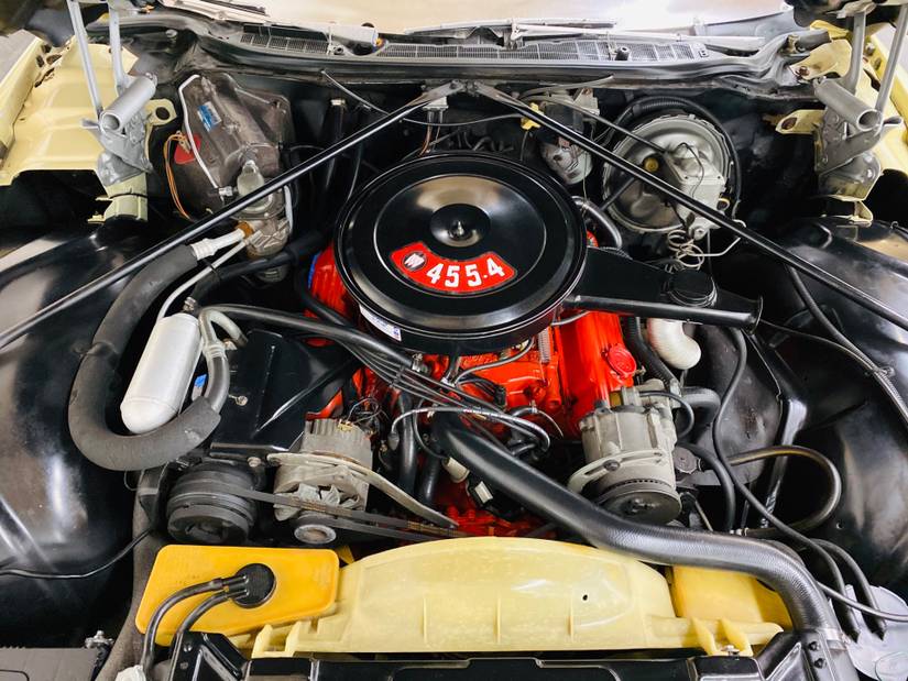 10 Coolest Features Found In The 1972 Buick Riviera
