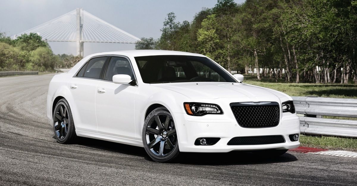 A Detailed Look Back At The Chrysler 300 Srt8 Hotcars