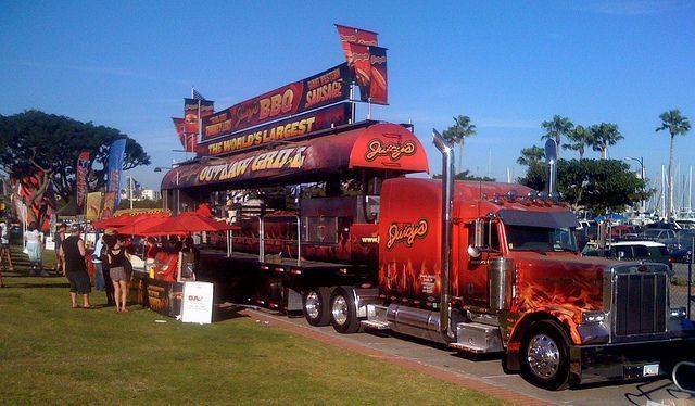 These Custom Big Rigs Were Converted Into The World's Largest ...