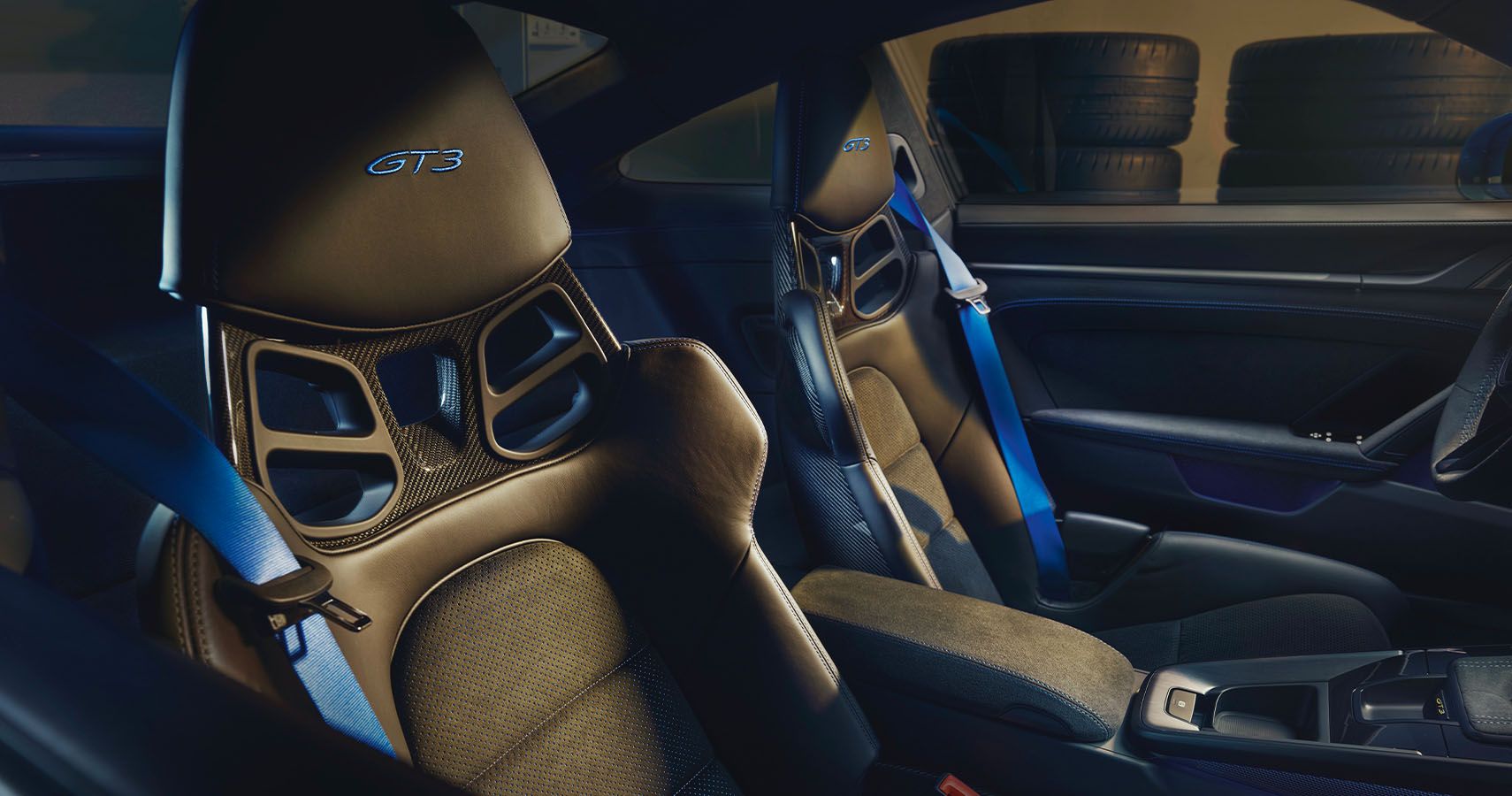 2022 Porsche 911 GT3 Revealed With Racing Roots And A Six-Speed