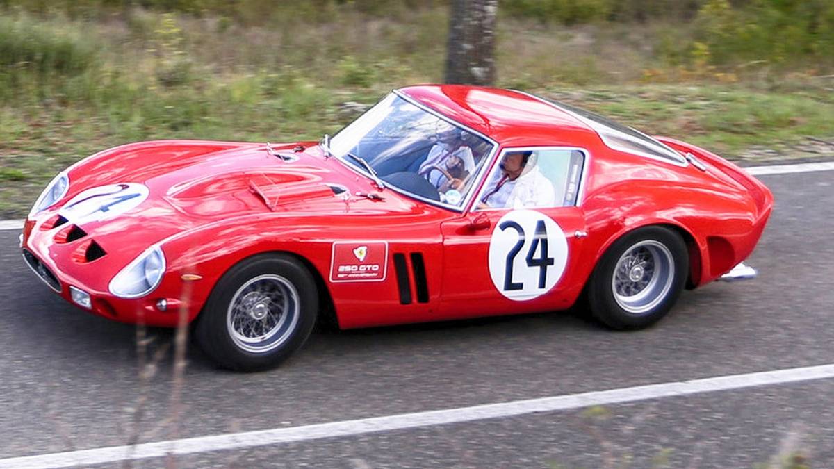 5 Of The Most Iconic Racing Cars From Porsche Vs 5 From Ferrari