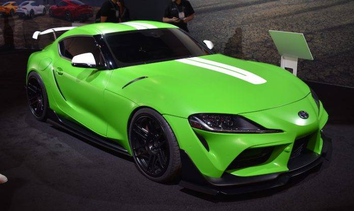These Japanese Cars Look Amazing With Racing Stripes