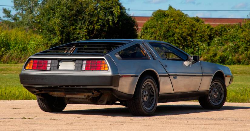 Dmc 12 Rear These Are The Things Everyone Forgot About The DeLorean DMC-12