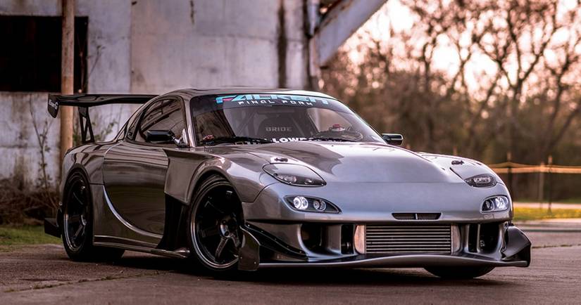 These Owners Modified Their Mazda RX7s Into Stunning Head Turners