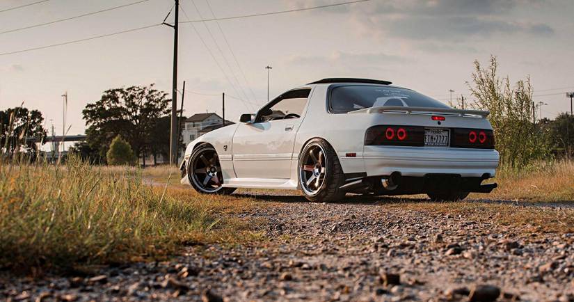 These Owners Modified Their Mazda RX7s Into Stunning Head Turners