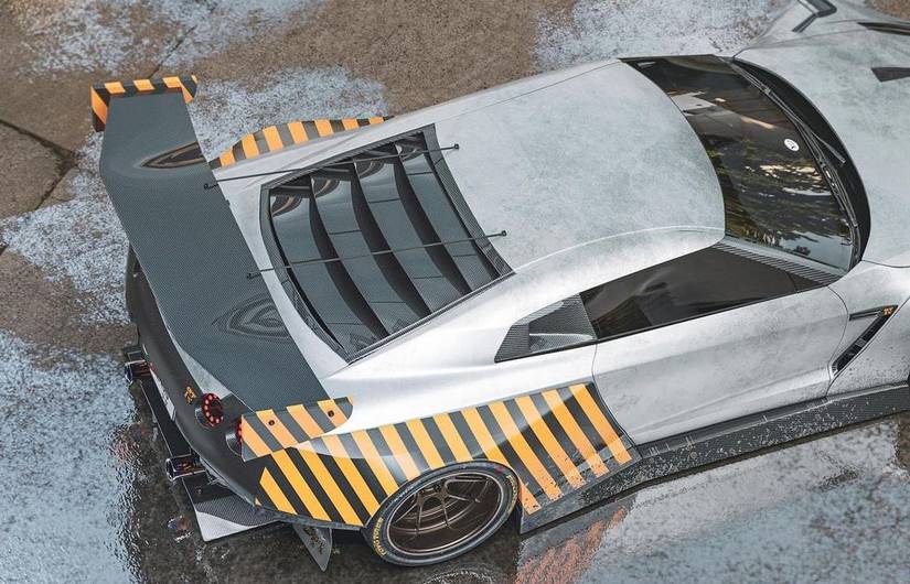 Mid-Engined R35 Nissan GT-R Lets It All Hang Out