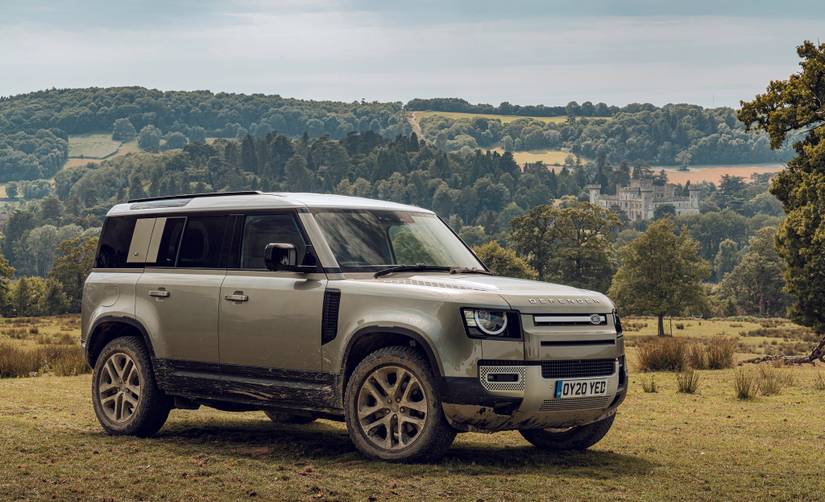 Here's What Makes The Land Rover Defender Iconic
