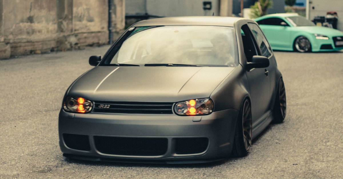 10 Things Gearheads Forgot About The Volkswagen Golf R32