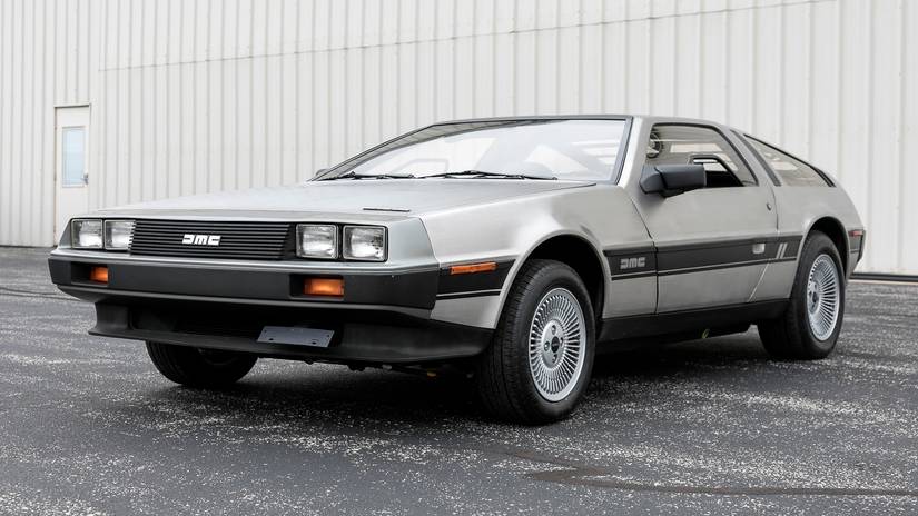 10 Defunct Car Brands And Why They Lost The Game