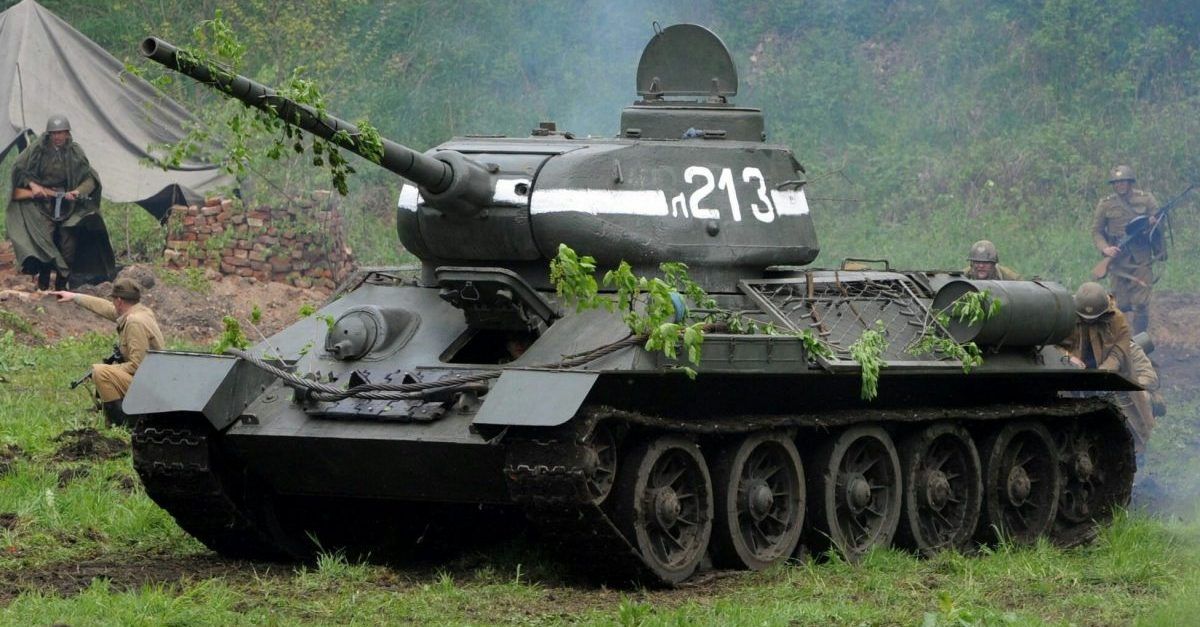 wwii planes modern russian tanks