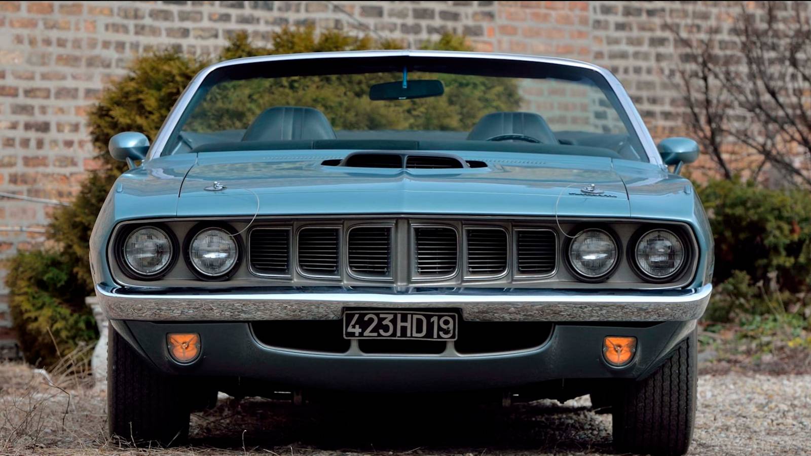 71 Barracuda Car
