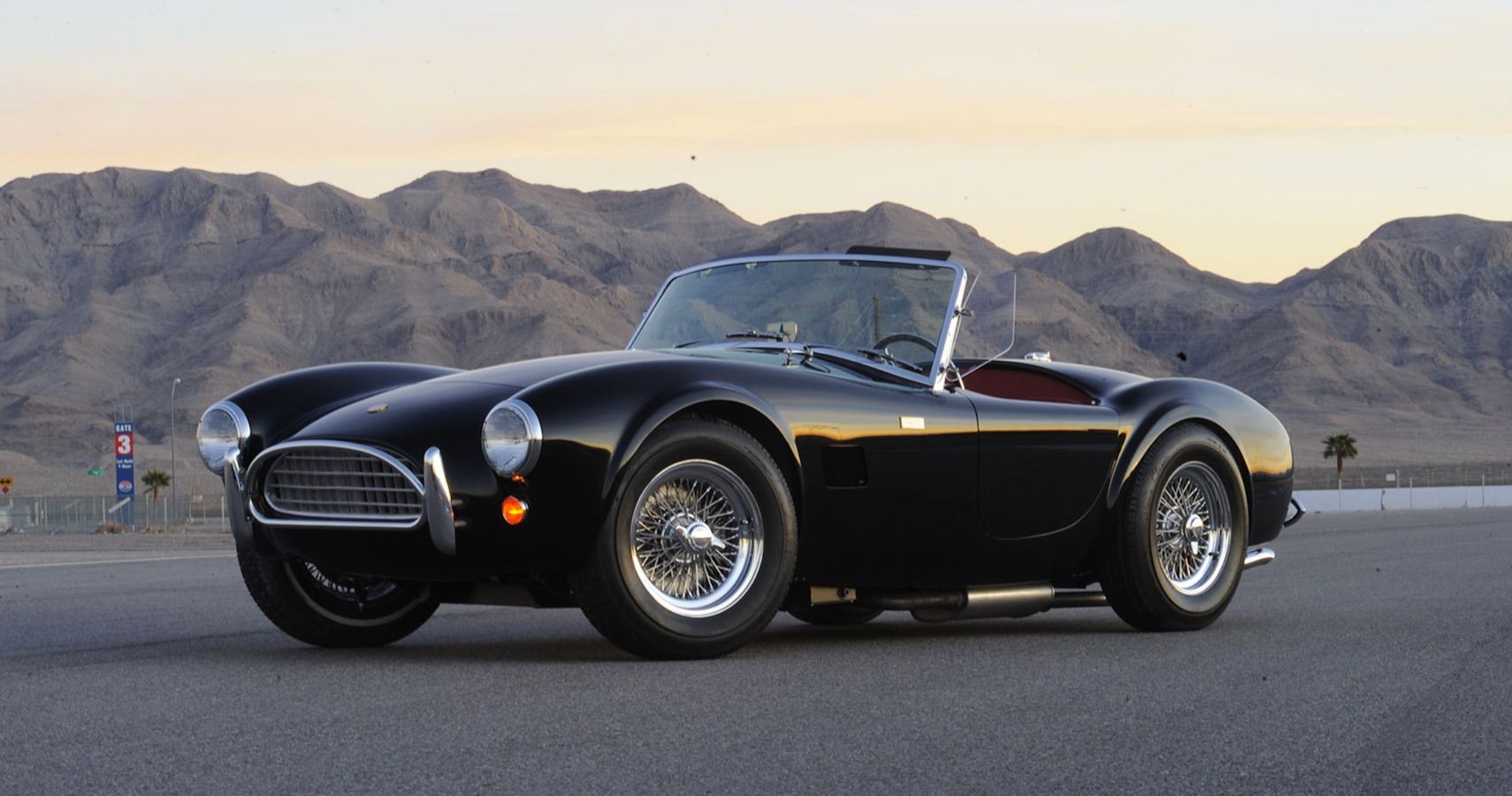 Snake Bit: Seb Delanney's driving impressions of an AC Cobra